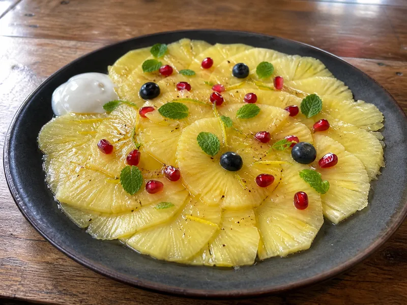 Danie Carpaccio z ananasa