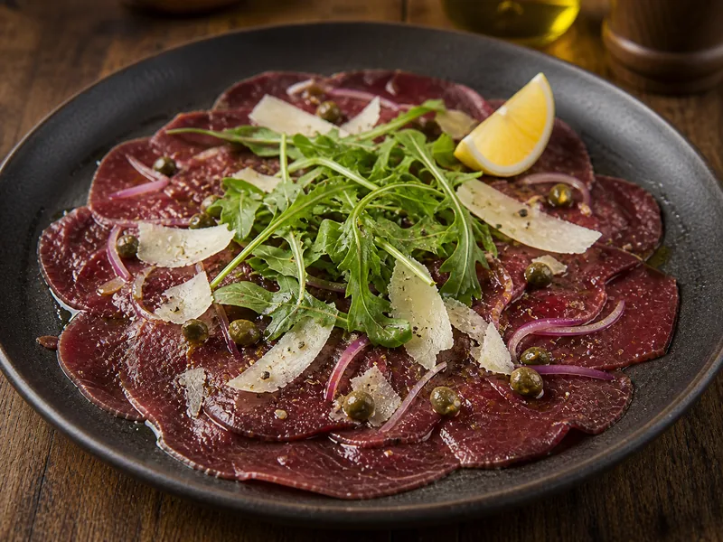 Danie Carpaccio ze strusia