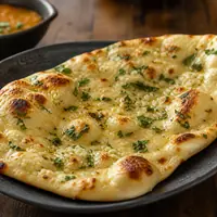 Danie Naan czosnkowy