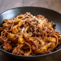 Danie Pasta al Ragu