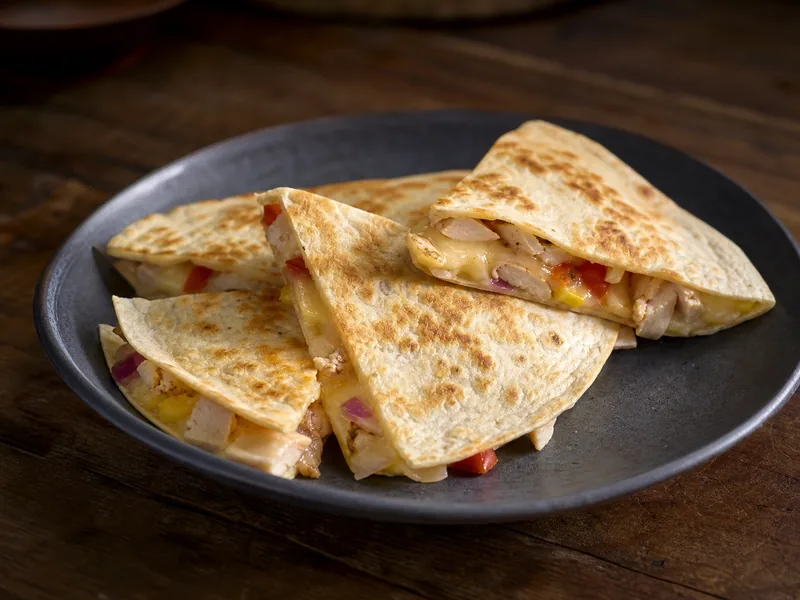 Danie Quesadilla z indykiem