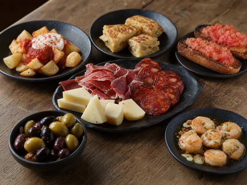 Danie Tapas